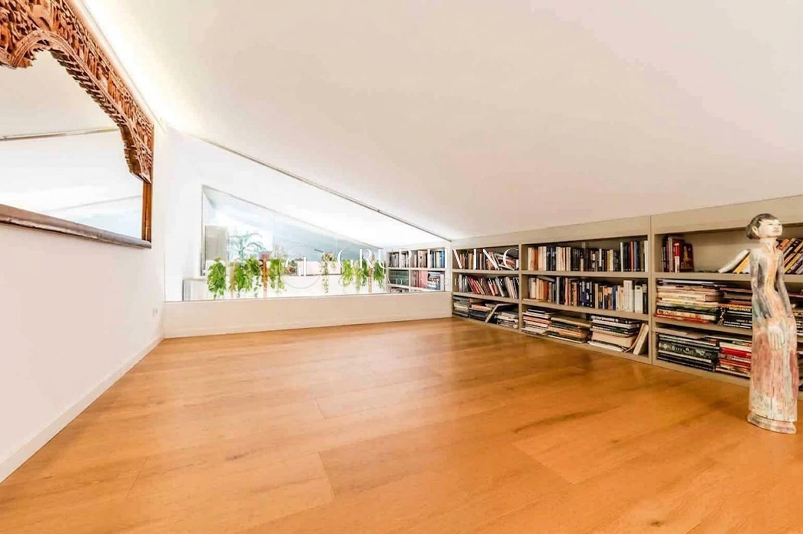 4 bedroom Flat for sale in Sitges with pool garage - € 925,000 (Ref: 9825375)