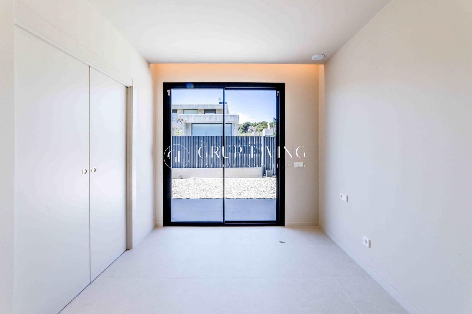 6 bedroom Villa for sale in Sitges with pool garage - € 2,600,000 (Ref: 9825376)