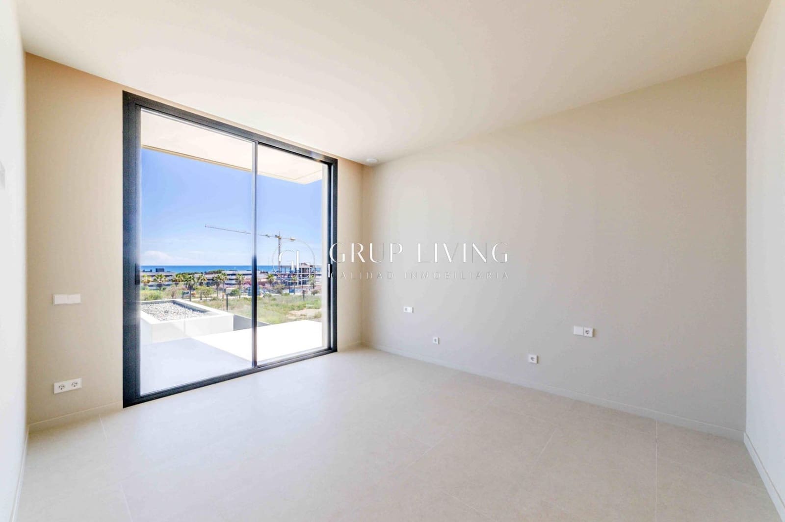 6 bedroom Villa for sale in Sitges with pool garage - € 2,600,000 (Ref: 9825376)