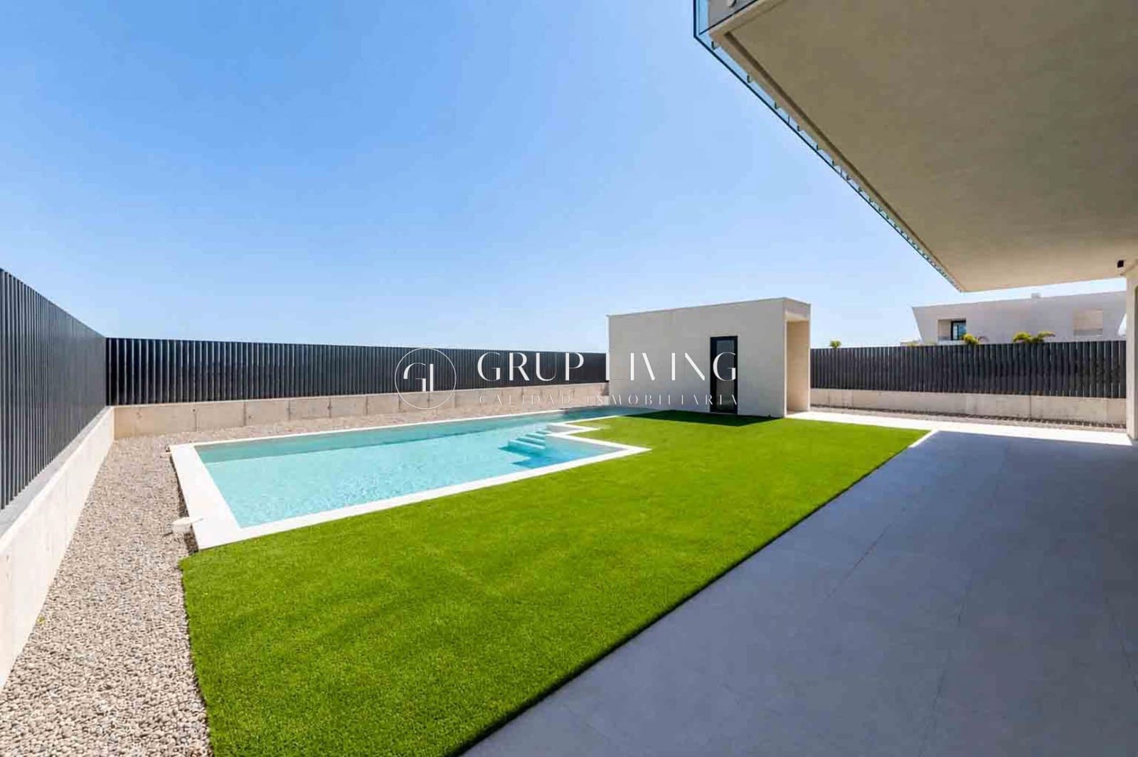 6 bedroom Villa for sale in Sitges with pool garage - € 2,600,000 (Ref: 9825376)