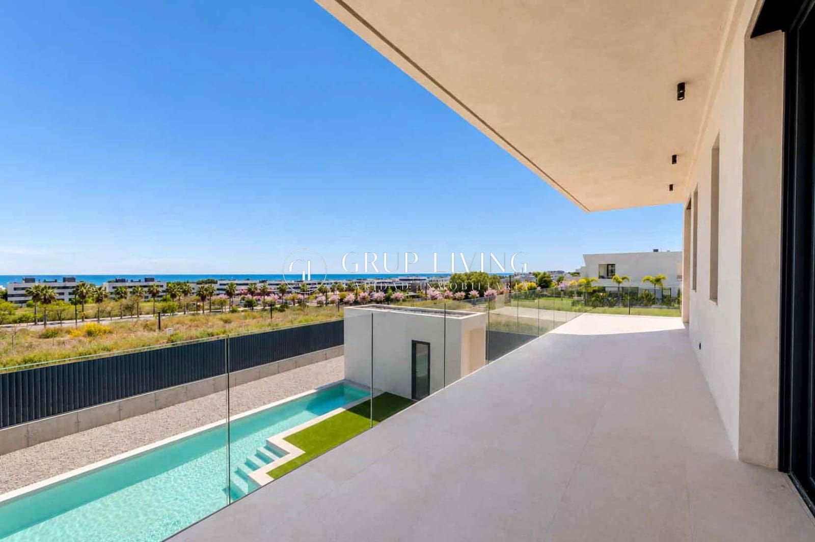 6 bedroom Villa for sale in Sitges with pool garage - € 2,600,000 (Ref: 9825376)