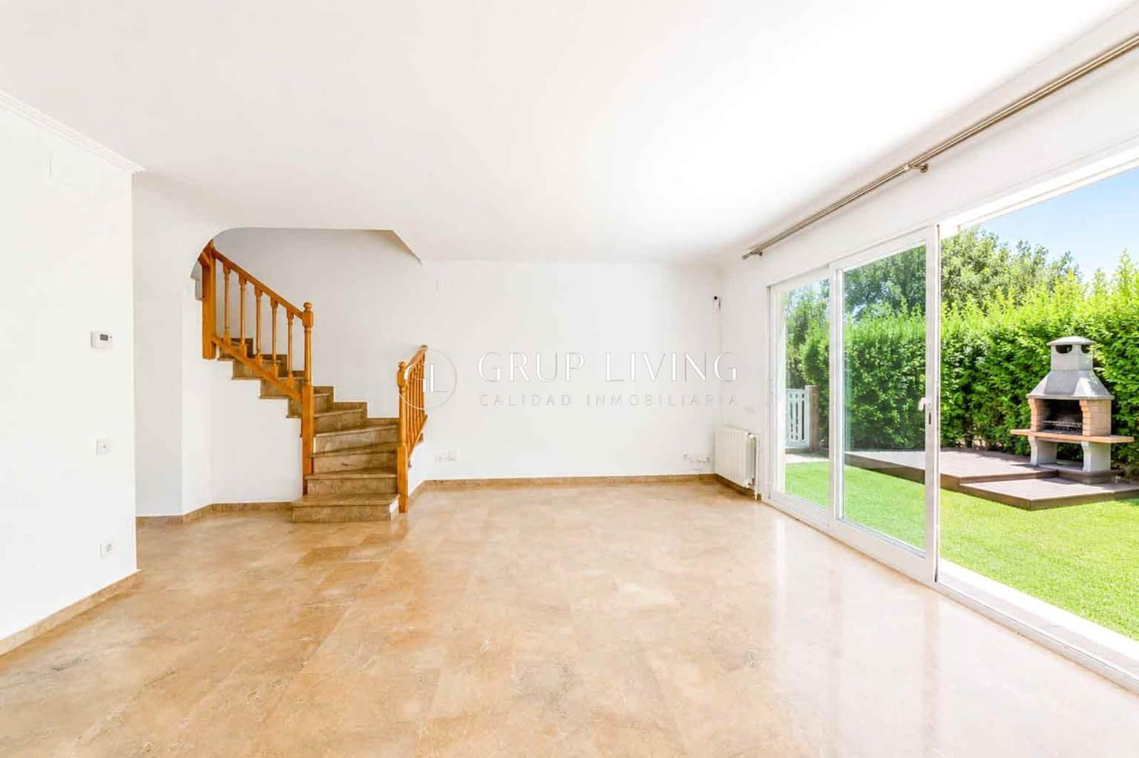 3 bedroom Semi-detached Villa for sale in Sitges with garage - € 1,250,000 (Ref: 9831630)