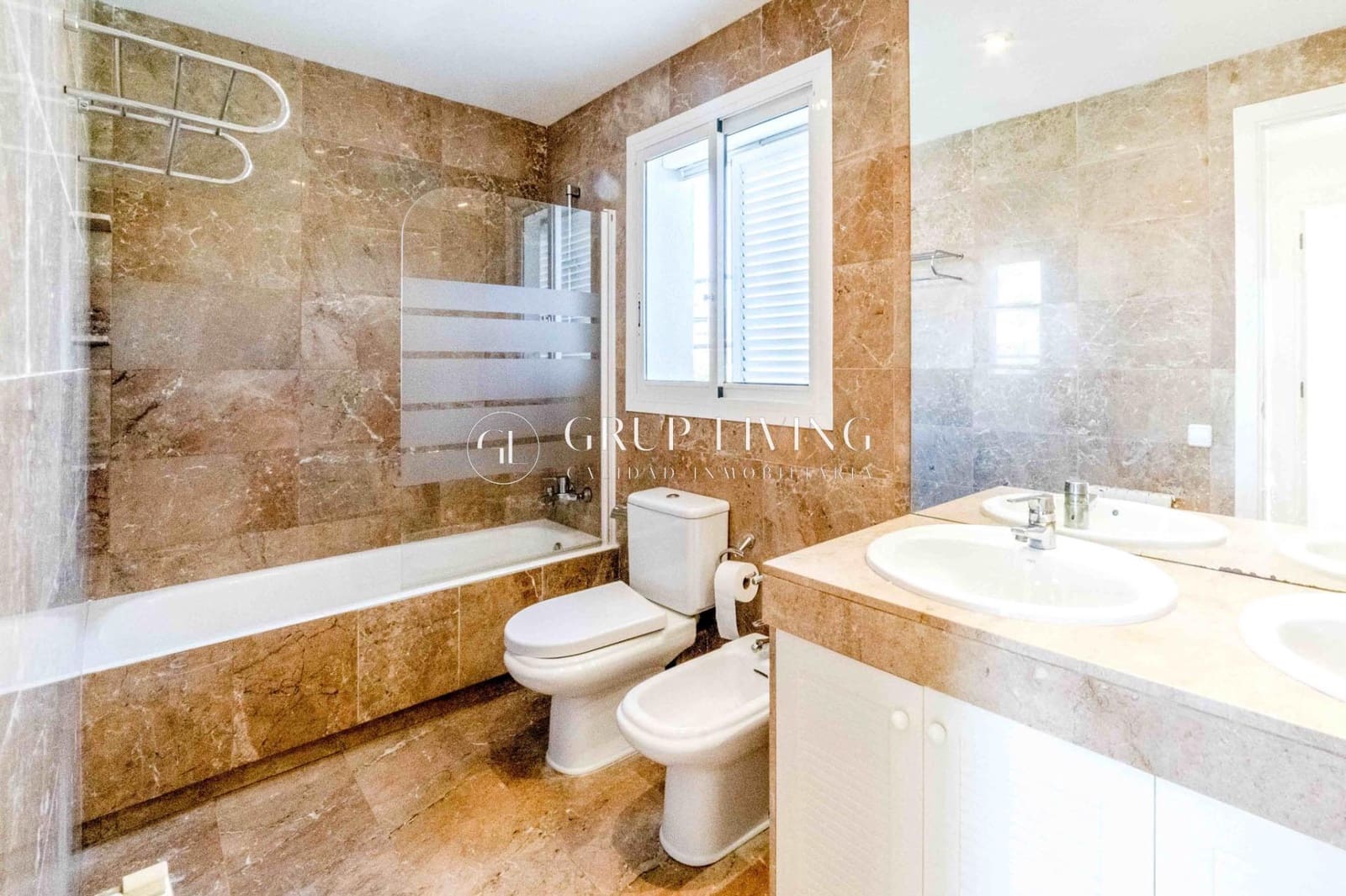 3 bedroom Semi-detached Villa for sale in Sitges with garage - € 1,250,000 (Ref: 9831630)
