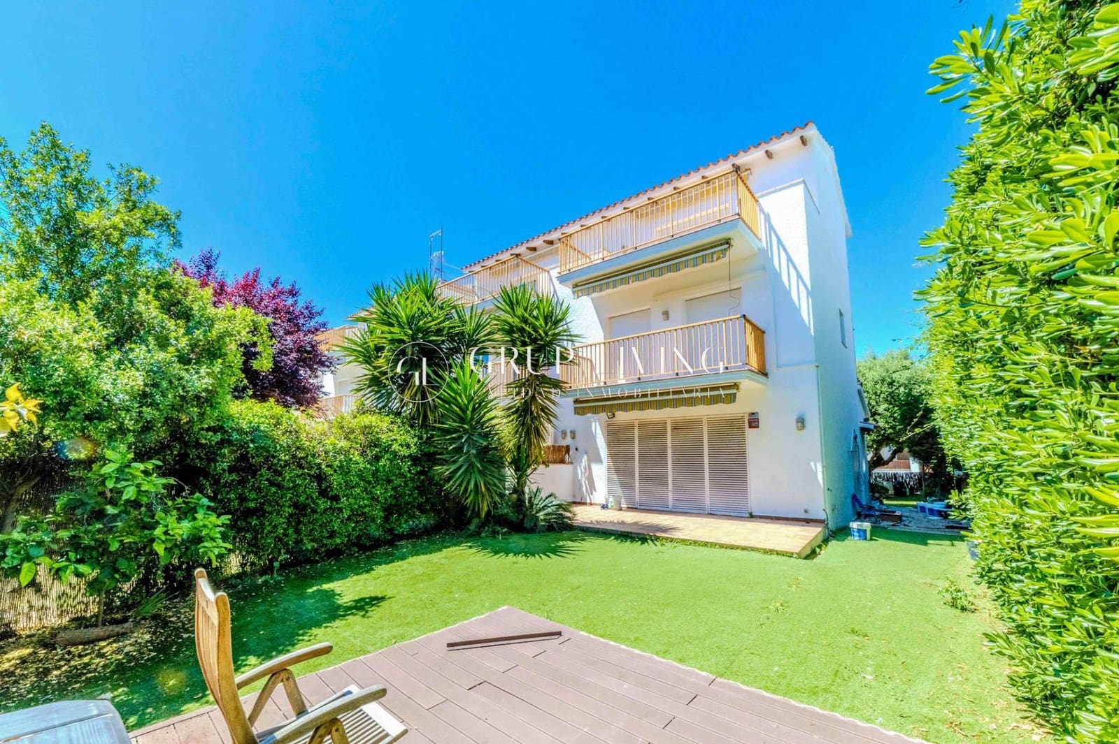 3 bedroom Semi-detached Villa for sale in Sitges with garage - € 1,250,000 (Ref: 9831630)
