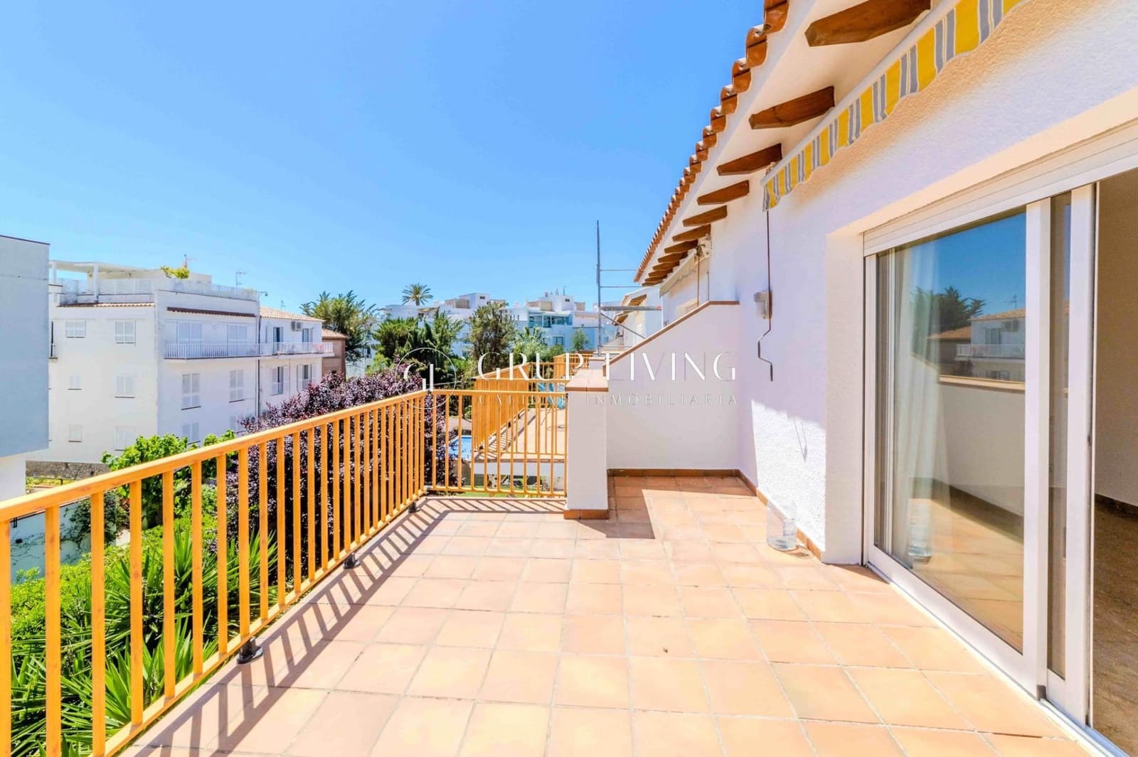 3 bedroom Semi-detached Villa for sale in Sitges with garage - € 1,250,000 (Ref: 9831630)