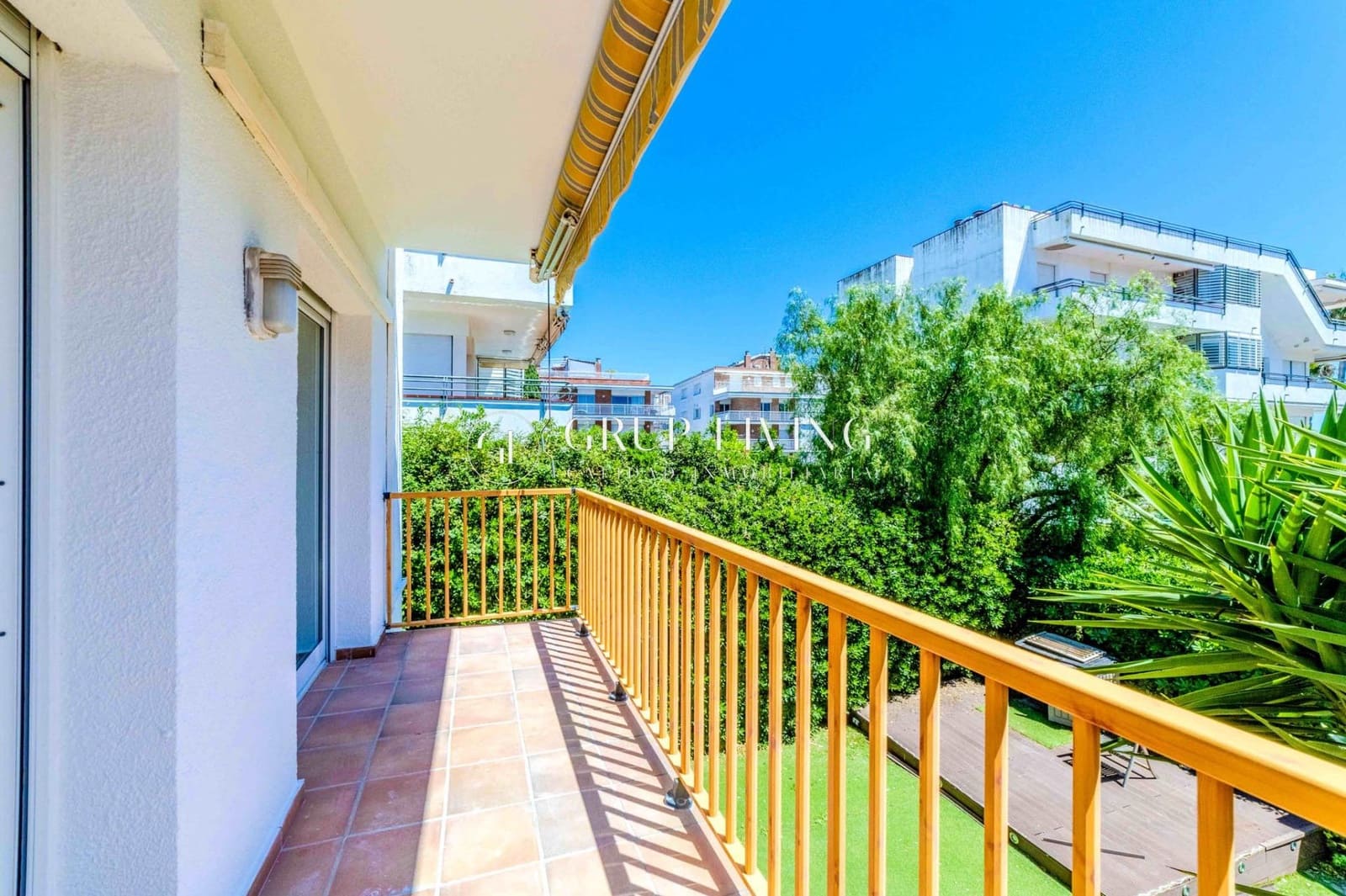 3 bedroom Semi-detached Villa for sale in Sitges with garage - € 1,250,000 (Ref: 9831630)