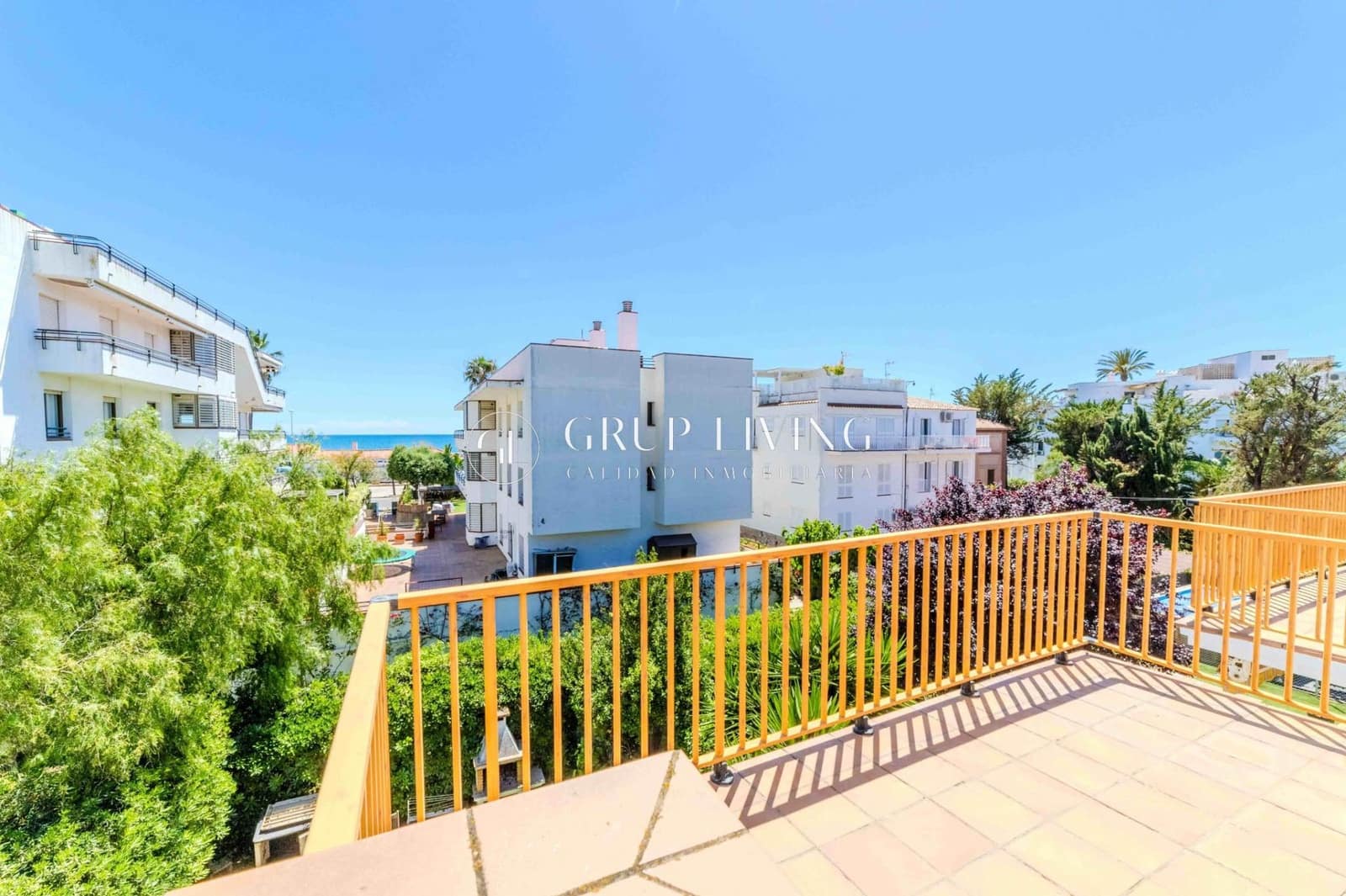 3 bedroom Semi-detached Villa for sale in Sitges with garage - € 1,250,000 (Ref: 9831630)