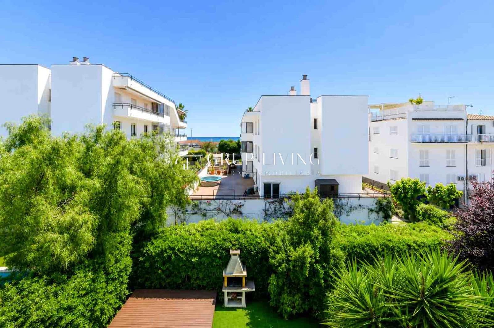 3 bedroom Semi-detached Villa for sale in Sitges with garage - € 1,250,000 (Ref: 9831630)