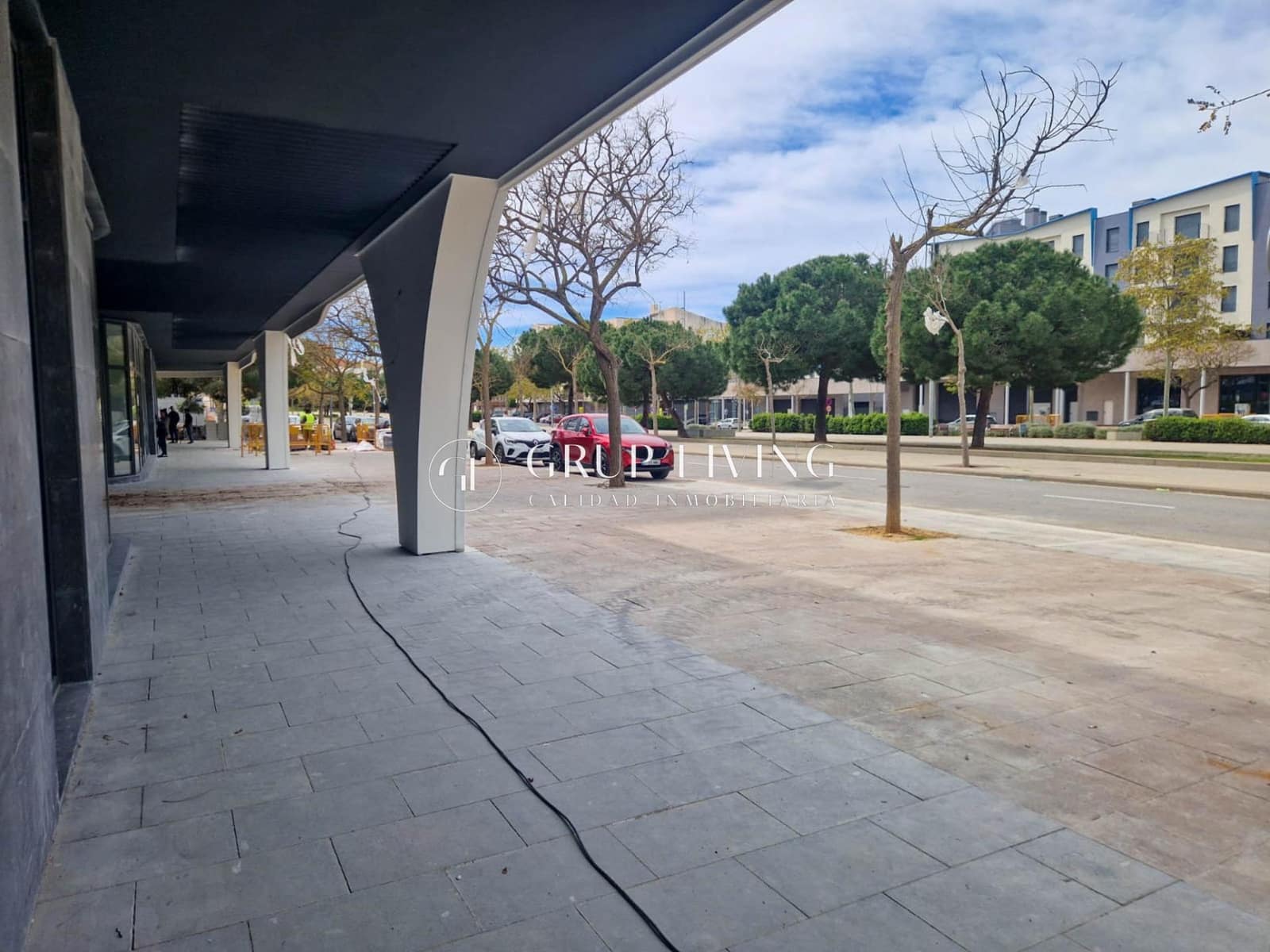 Commercial for rent in Sant Pere de Ribes - € 1,700 (Ref: 9836420)