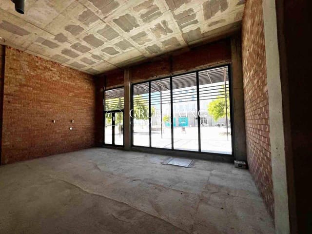 Commercial for rent in Cubelles - € 850 (Ref: 9836423)