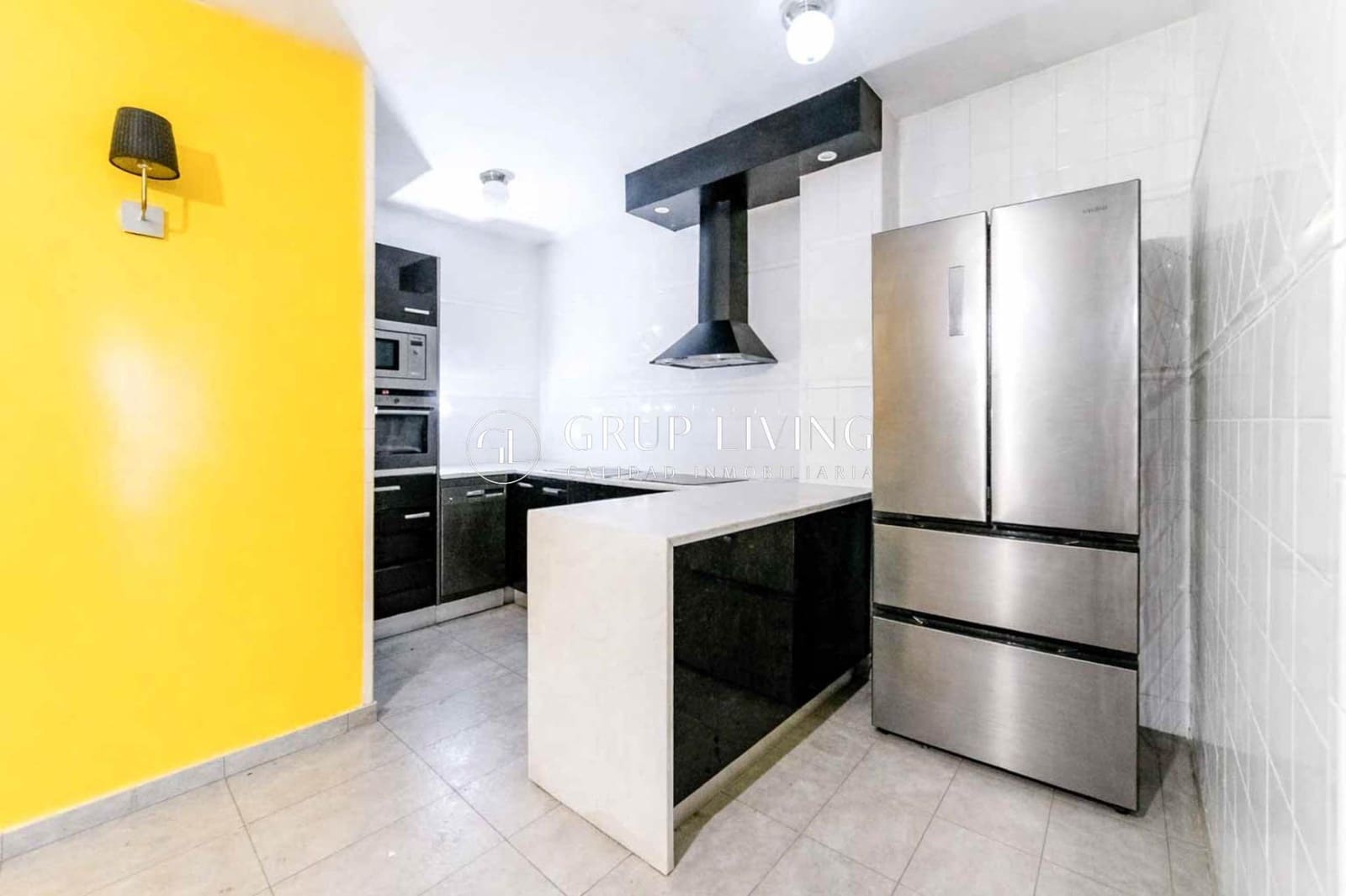 2 bedroom Flat for sale in Sitges - € 380,000 (Ref: 9839360)