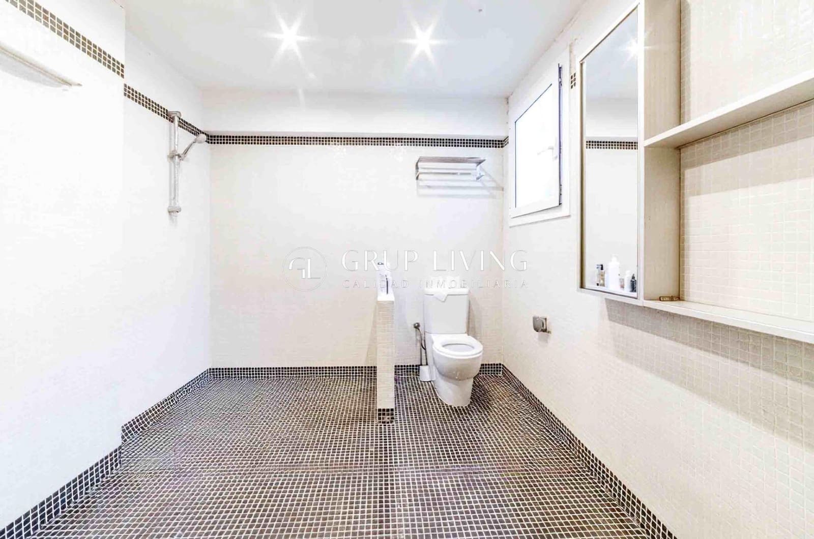 2 bedroom Flat for sale in Sitges - € 380,000 (Ref: 9839360)