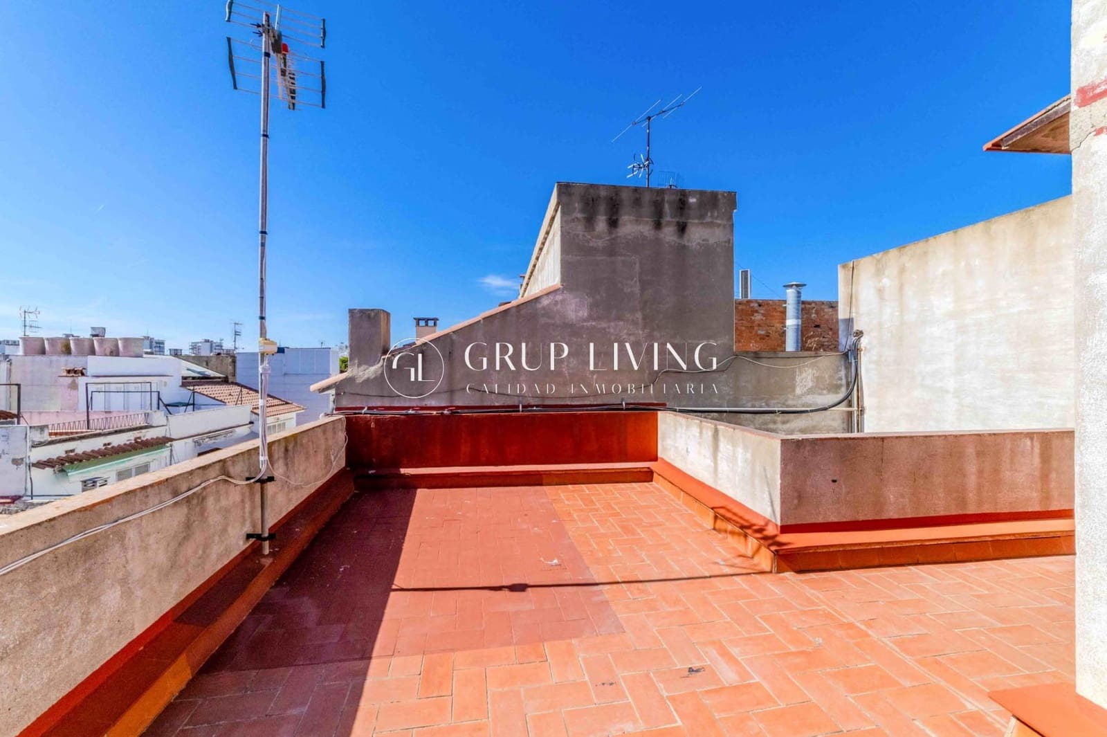 2 bedroom Flat for sale in Sitges - € 380,000 (Ref: 9839360)