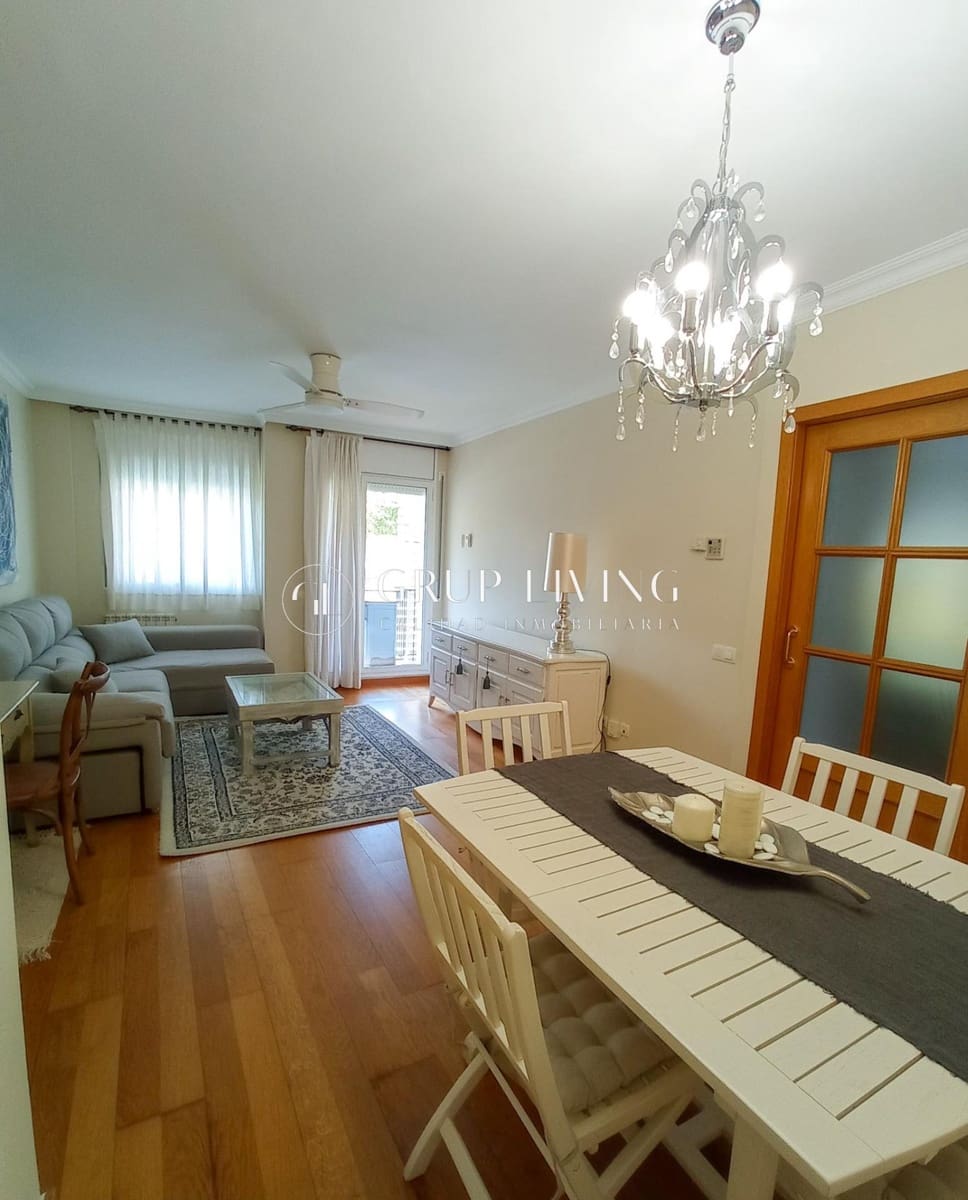 3 bedroom Flat for rent in Sitges with pool garage - € 1,525 (Ref: 9851878)