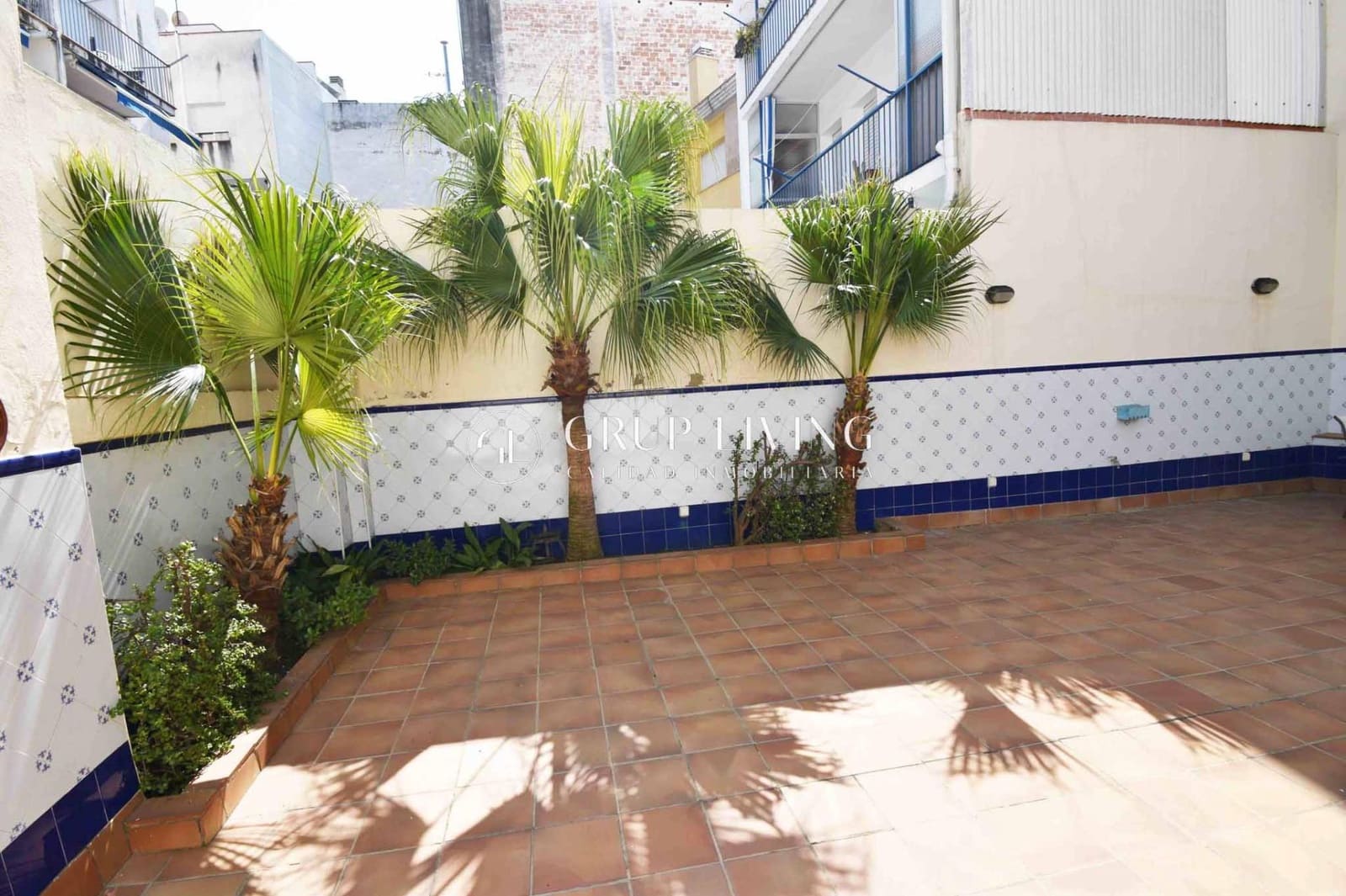 2 bedroom Flat for rent in Sitges - € 2,500 (Ref: 9851879)
