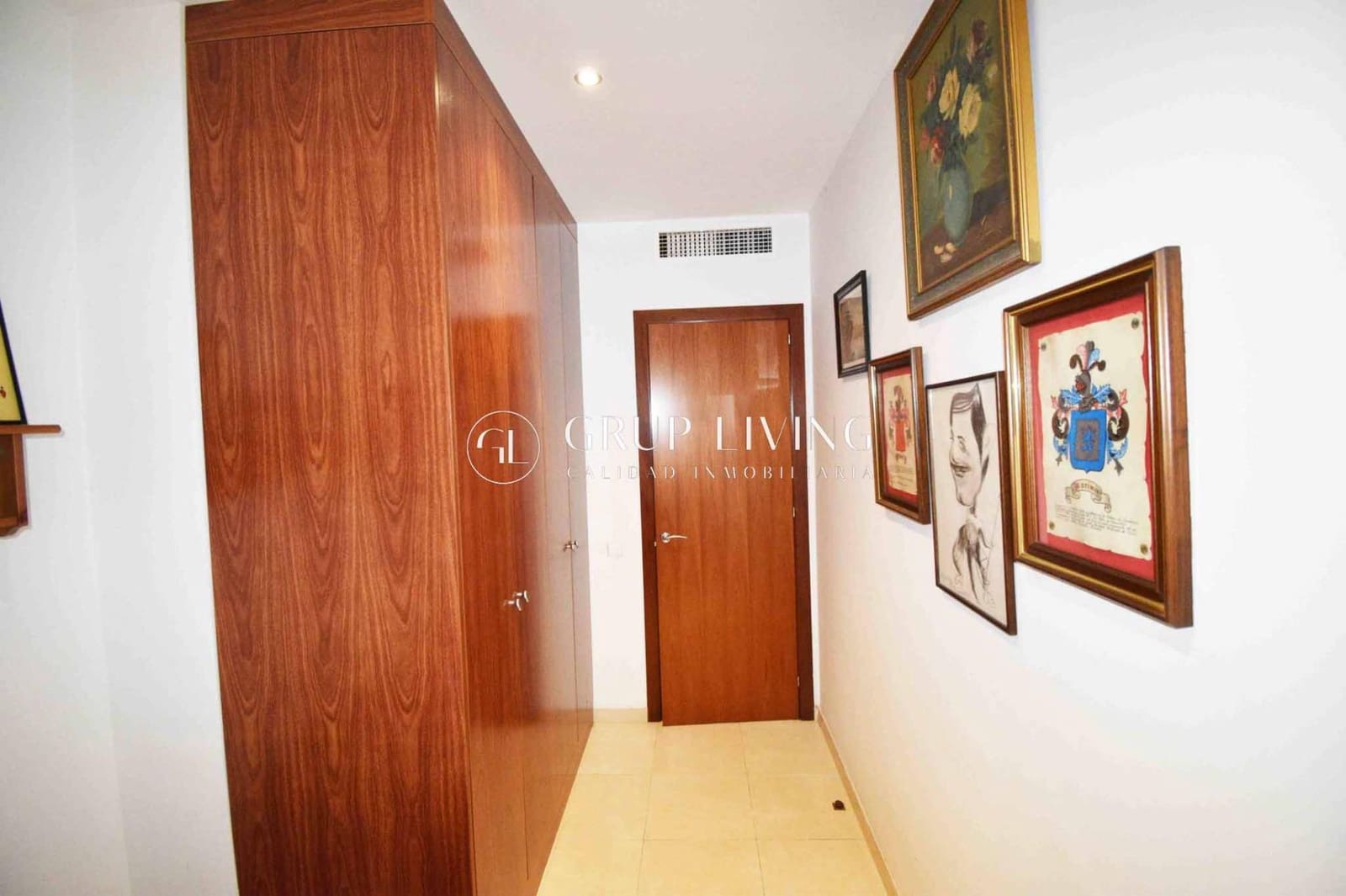 2 bedroom Flat for rent in Sitges - € 2,500 (Ref: 9851879)