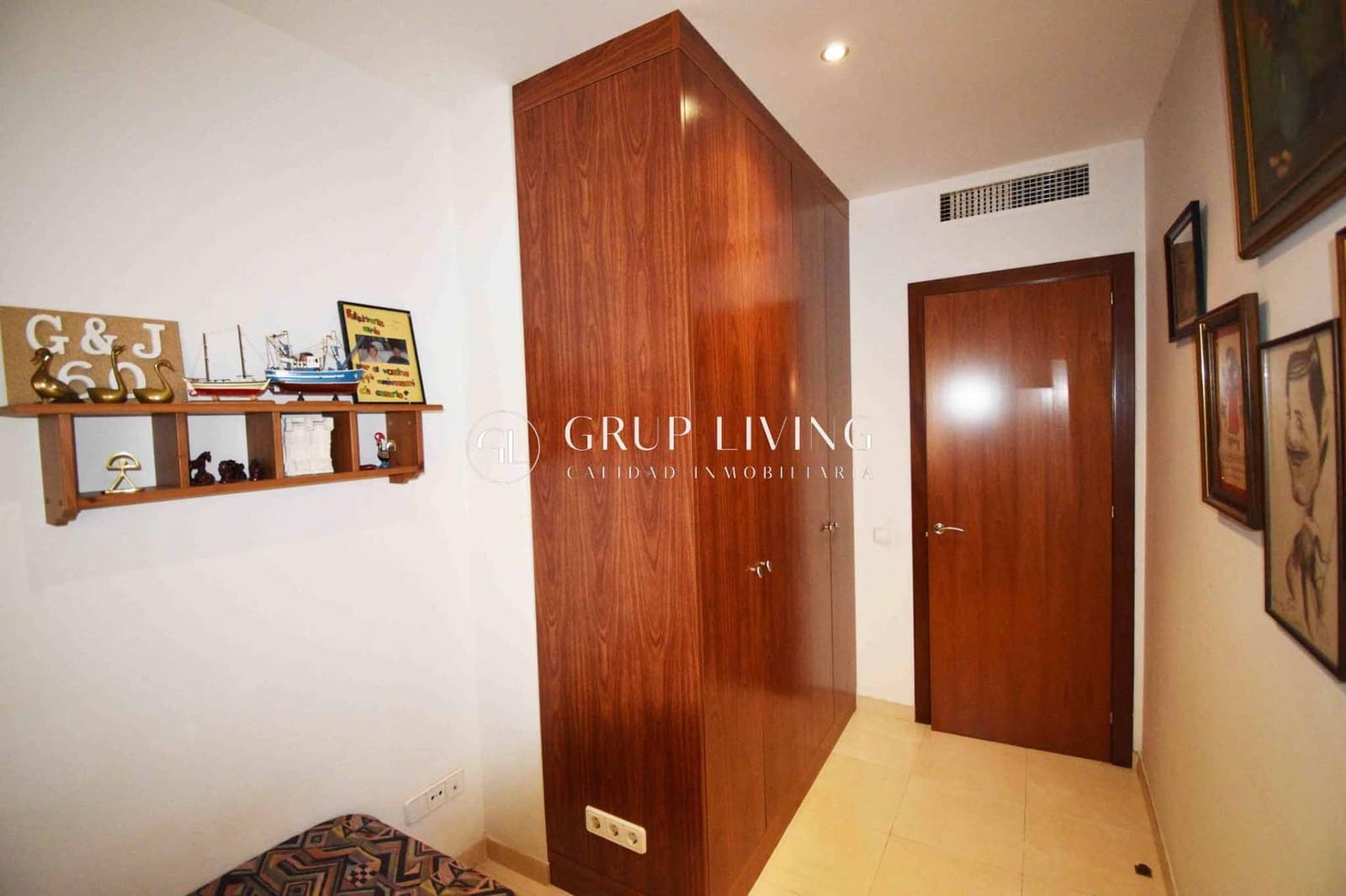 2 bedroom Flat for rent in Sitges - € 2,500 (Ref: 9851879)