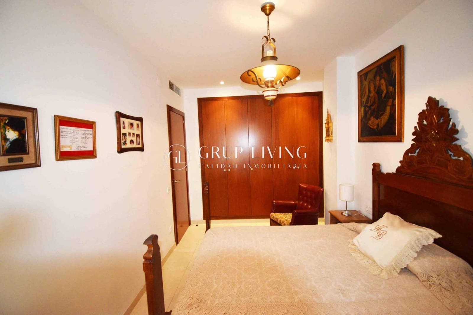 2 bedroom Flat for rent in Sitges - € 2,500 (Ref: 9851879)