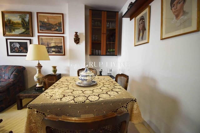 2 slaapkamer Flat te huur in Sitges - € 2.500 (Ref: 9851879)