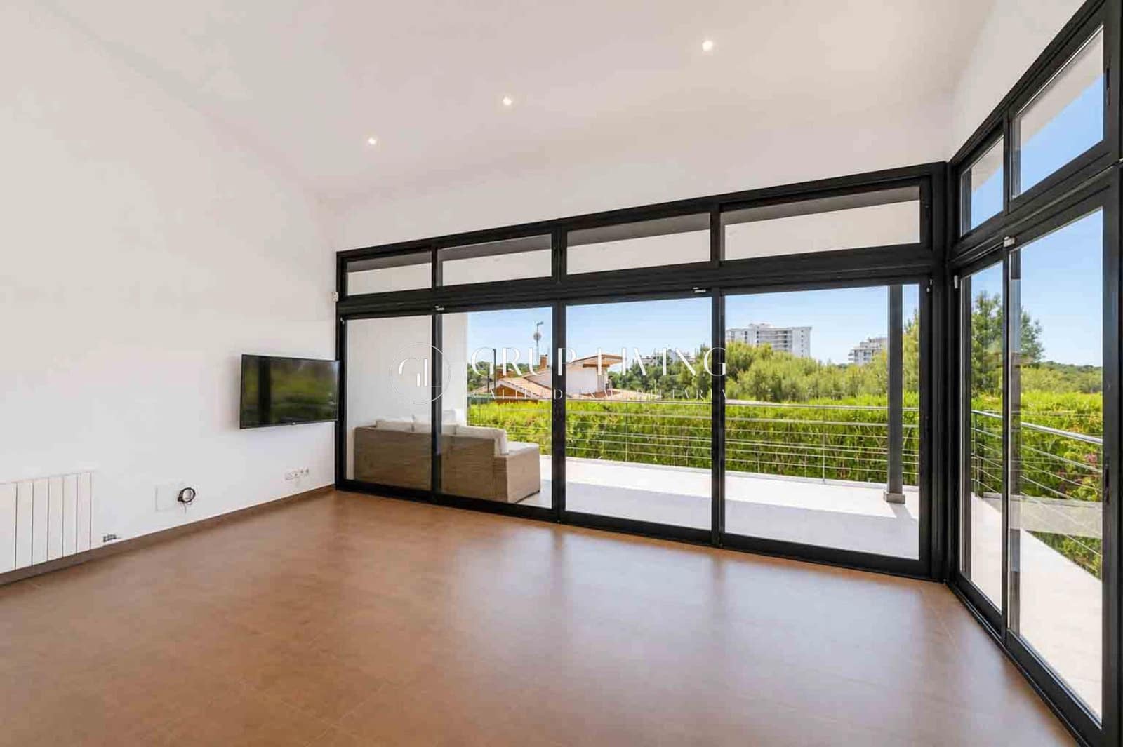 4 slaapkamer Villa te koop in Sant Pere de Ribes met zwembad garage - € 1.250.000 (Ref: 9855563)