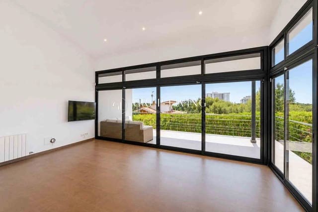 4 slaapkamer Villa te koop in Sant Pere de Ribes met zwembad garage - € 1.250.000 (Ref: 9855563)
