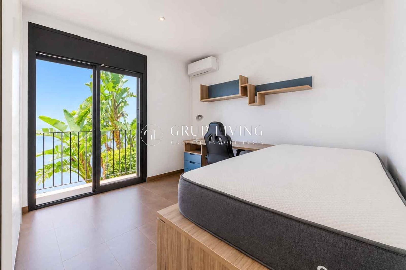 4 slaapkamer Villa te koop in Sant Pere de Ribes met zwembad garage - € 1.250.000 (Ref: 9855563)