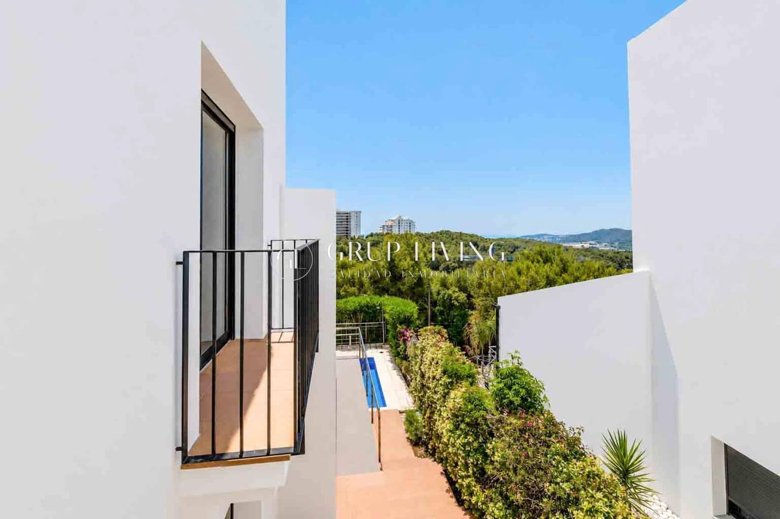 4 slaapkamer Villa te koop in Sant Pere de Ribes met zwembad garage - € 1.250.000 (Ref: 9855563)