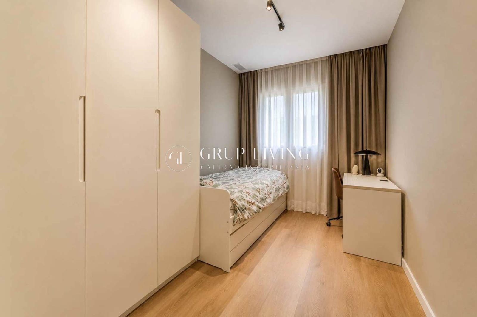3 bedroom Flat for rent in Sitges with pool garage - € 3,876 (Ref: 9861962)