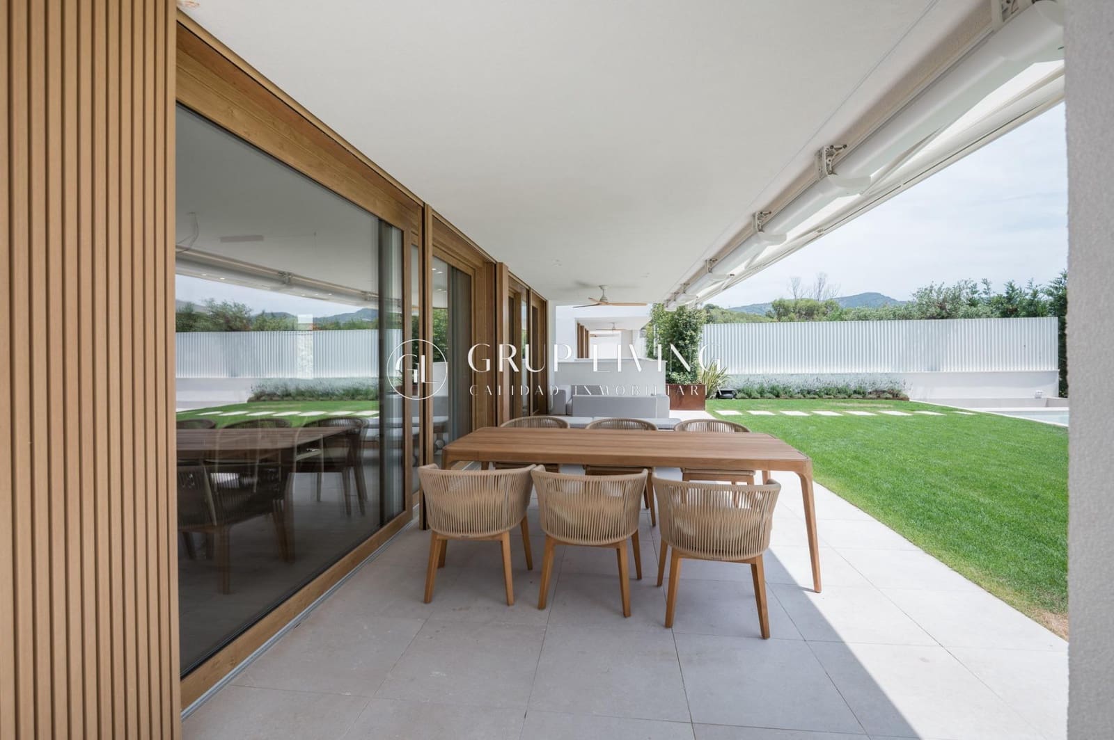 5 soverom Villa til salgs i Sitges med svømmebasseng garasje - € 2 550 000 (Ref: 9865304)
