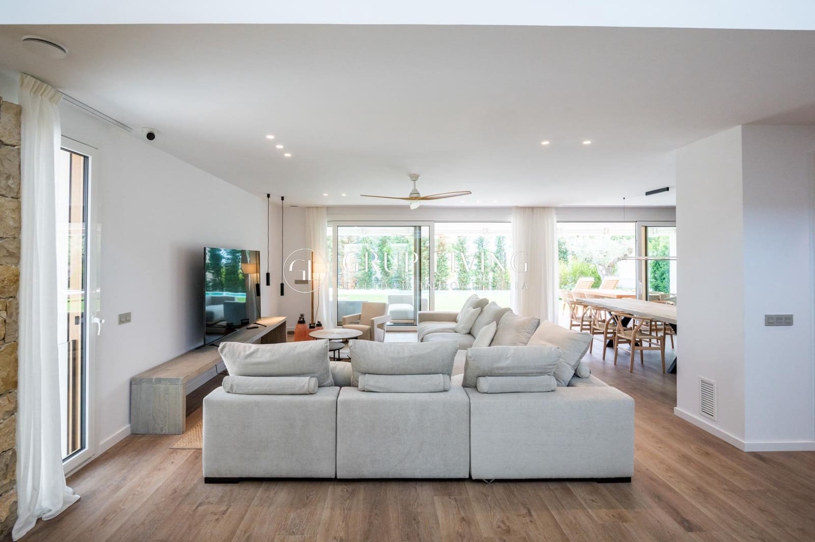 5 soverom Villa til salgs i Sitges med svømmebasseng garasje - € 2 550 000 (Ref: 9865304)
