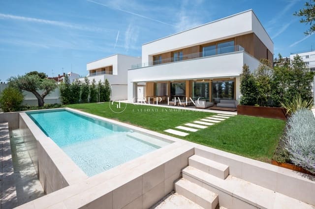5 soverom Villa til salgs i Sitges med svømmebasseng garasje - € 2 550 000 (Ref: 9865304)