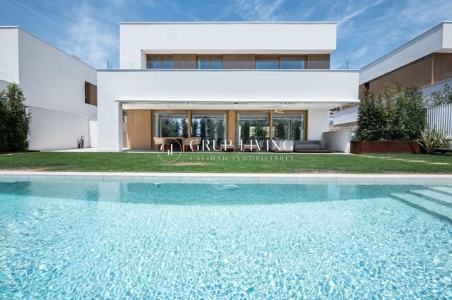 5 soverom Villa til salgs i Sitges med svømmebasseng garasje - € 2 550 000 (Ref: 9865304)