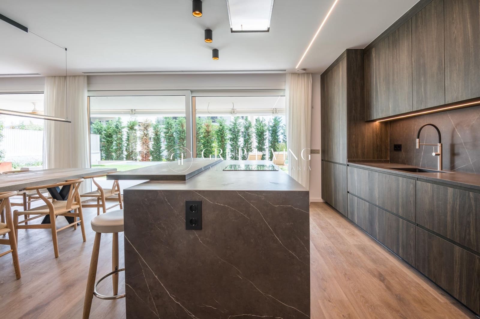 5 soverom Villa til salgs i Sitges med svømmebasseng garasje - € 2 550 000 (Ref: 9865304)