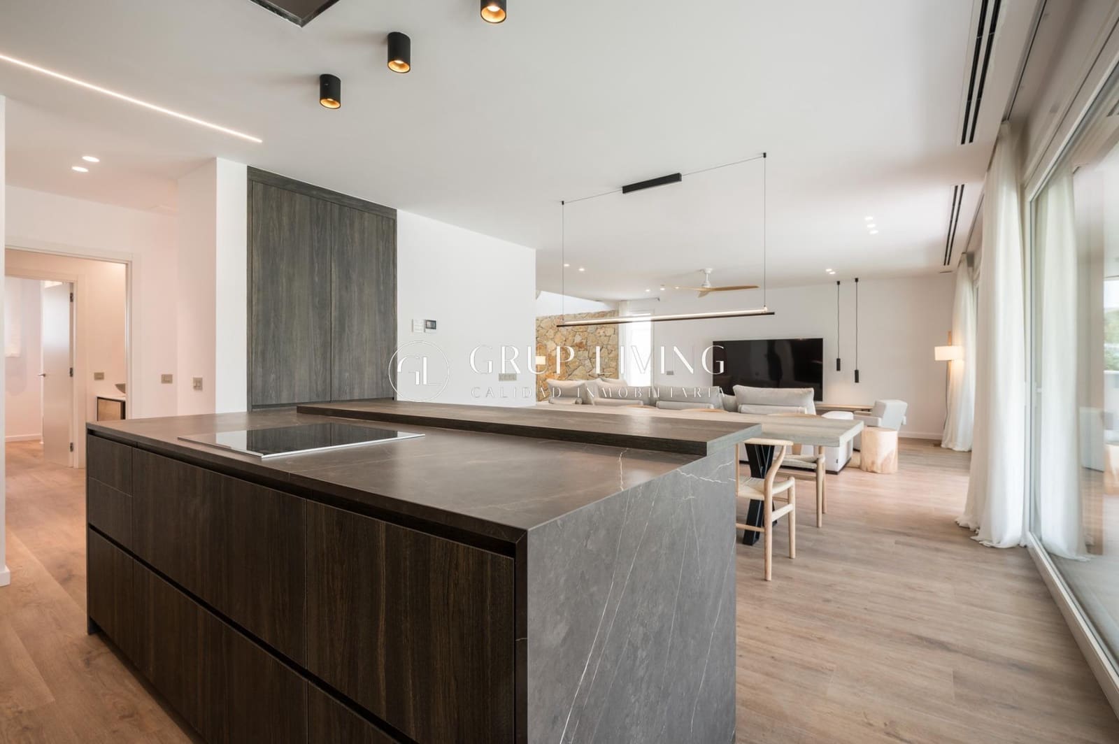5 soverom Villa til salgs i Sitges med svømmebasseng garasje - € 2 550 000 (Ref: 9865304)