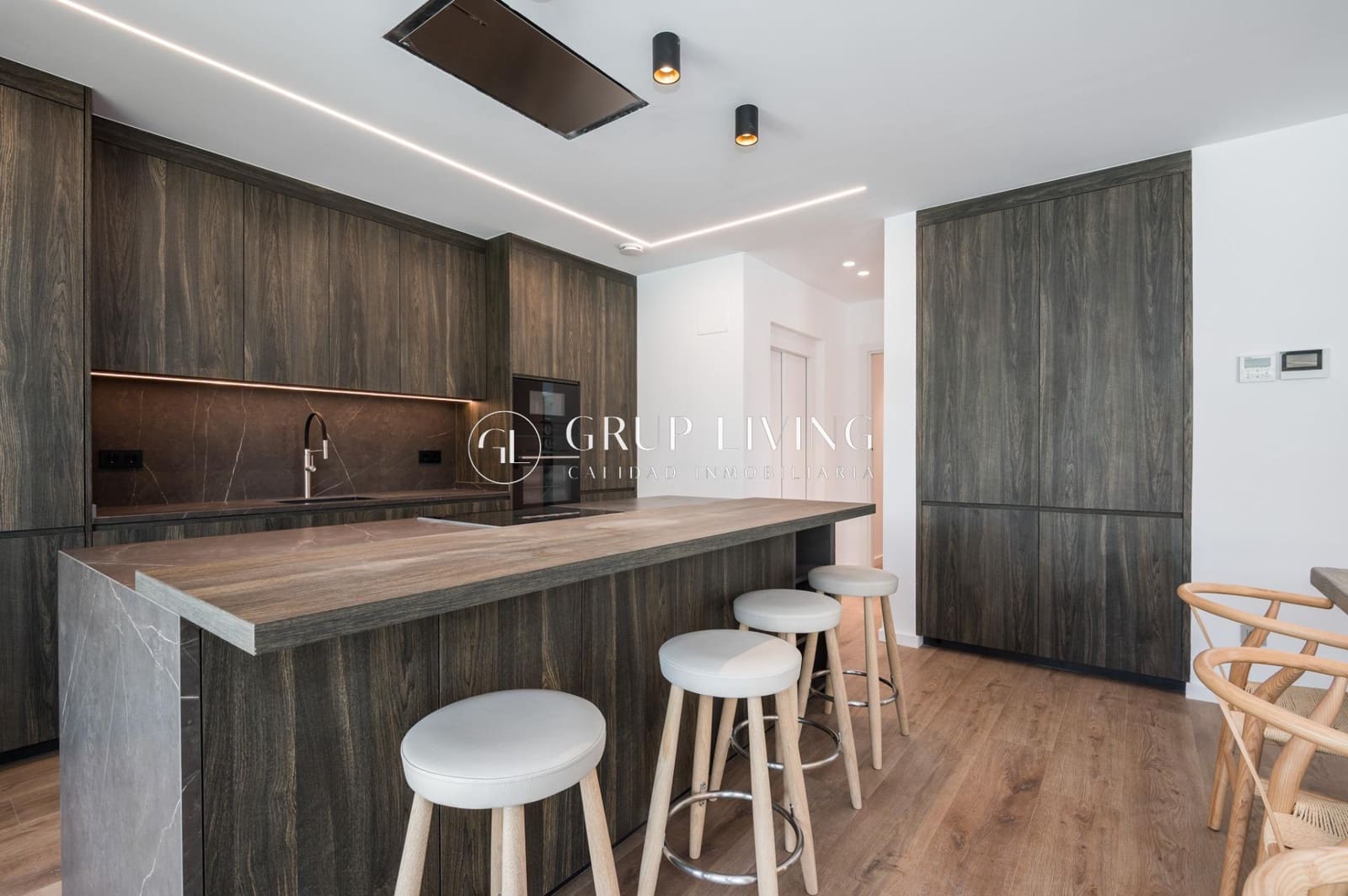 5 soverom Villa til salgs i Sitges med svømmebasseng garasje - € 2 550 000 (Ref: 9865304)