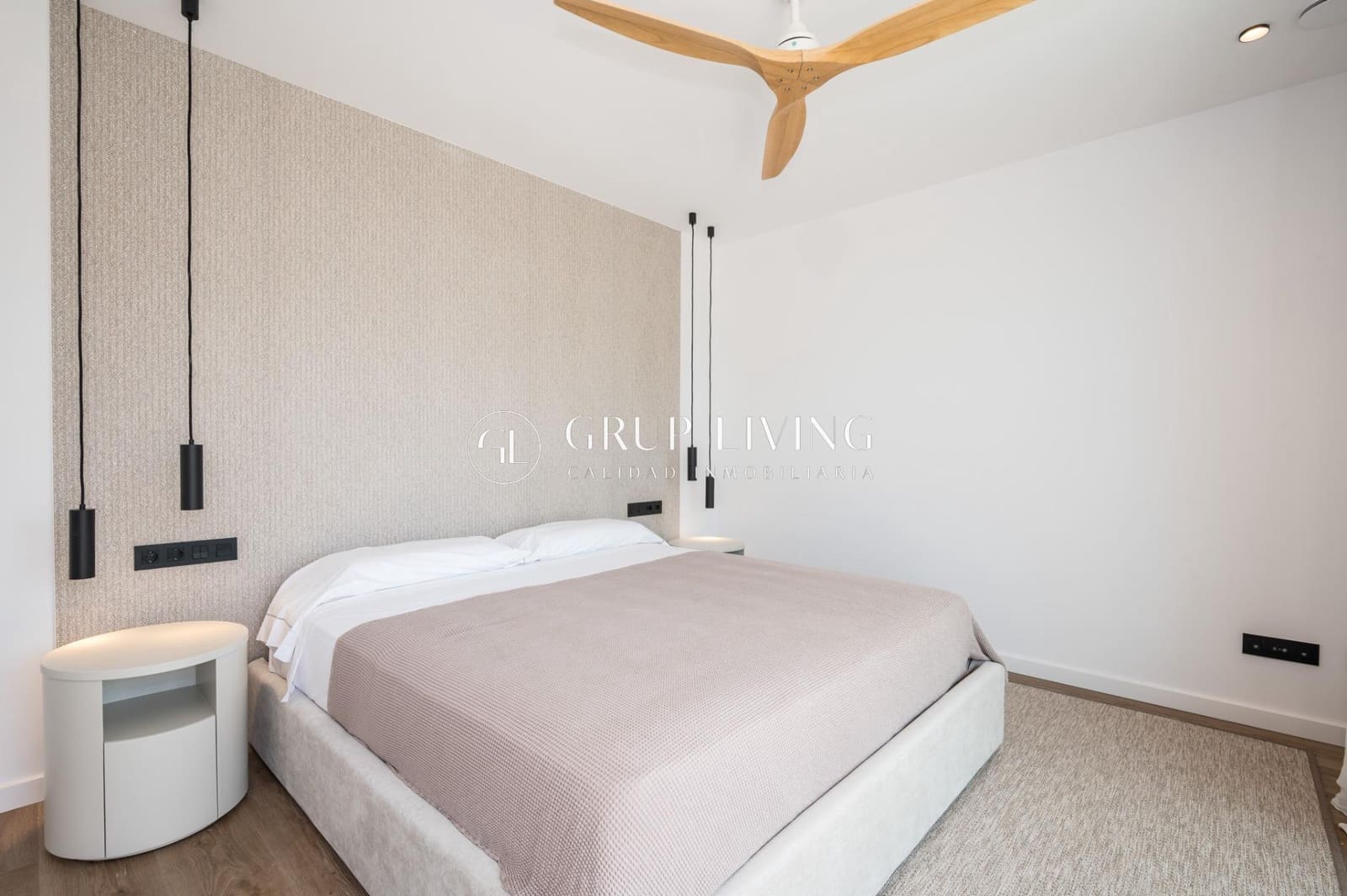 5 soverom Villa til salgs i Sitges med svømmebasseng garasje - € 2 550 000 (Ref: 9865304)