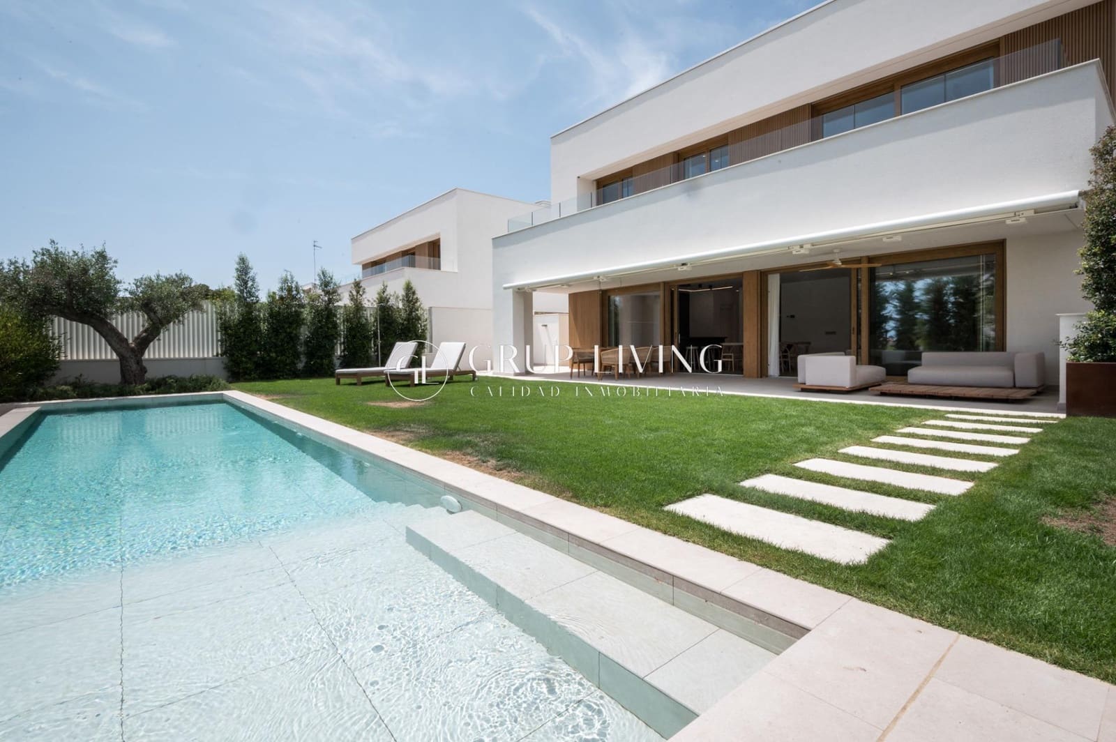5 soverom Villa til salgs i Sitges med svømmebasseng garasje - € 2 550 000 (Ref: 9865304)