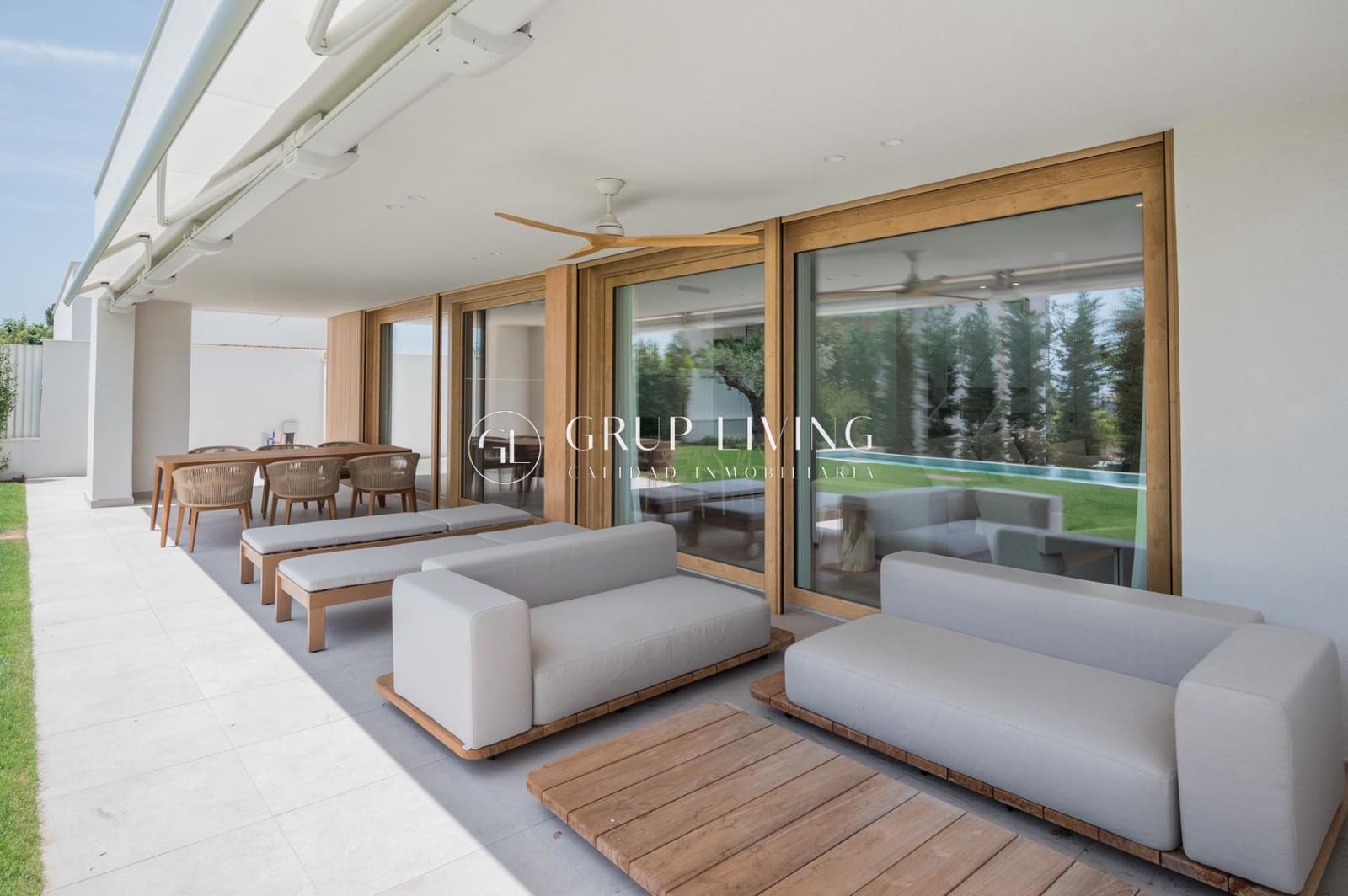 5 soverom Villa til salgs i Sitges med svømmebasseng garasje - € 2 550 000 (Ref: 9865304)