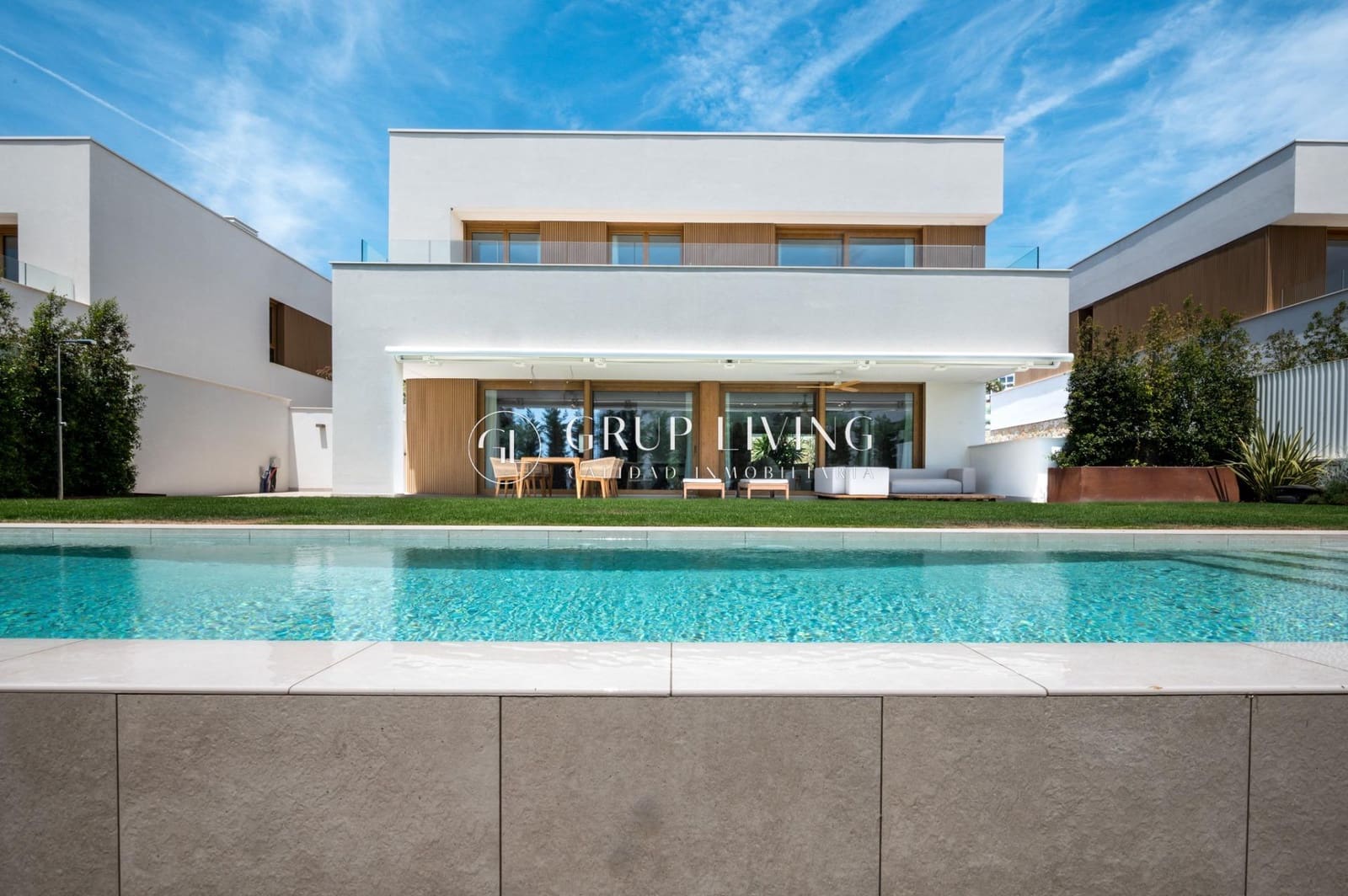 5 soverom Villa til salgs i Sitges med svømmebasseng garasje - € 2 550 000 (Ref: 9865304)