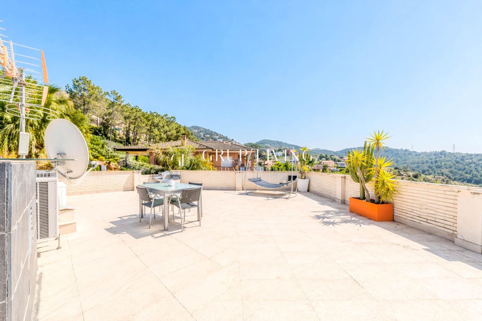 5 chambre Villa/Maison à vendre à Sitges avec piscine garage - 1 348 000 € (Ref: 9868689)