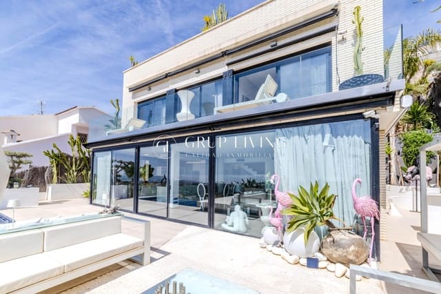 5 chambre Villa/Maison à vendre à Sitges avec piscine garage - 1 348 000 € (Ref: 9868689)