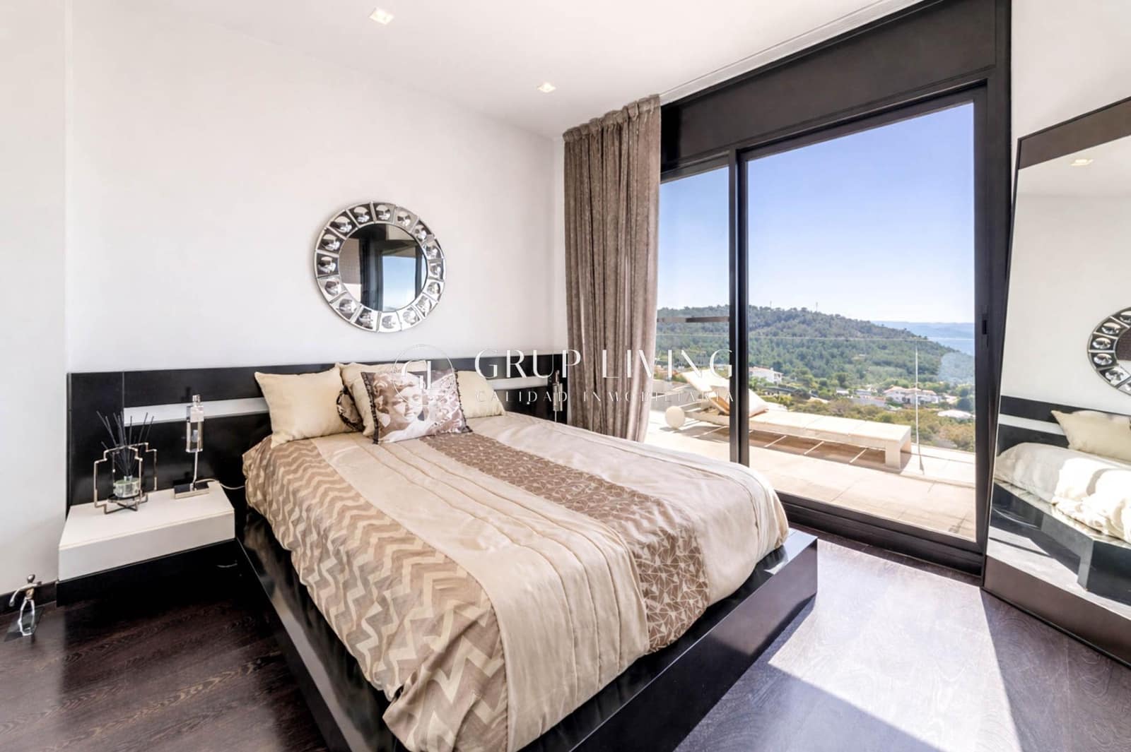 5 chambre Villa/Maison à vendre à Sitges avec piscine garage - 1 348 000 € (Ref: 9868689)