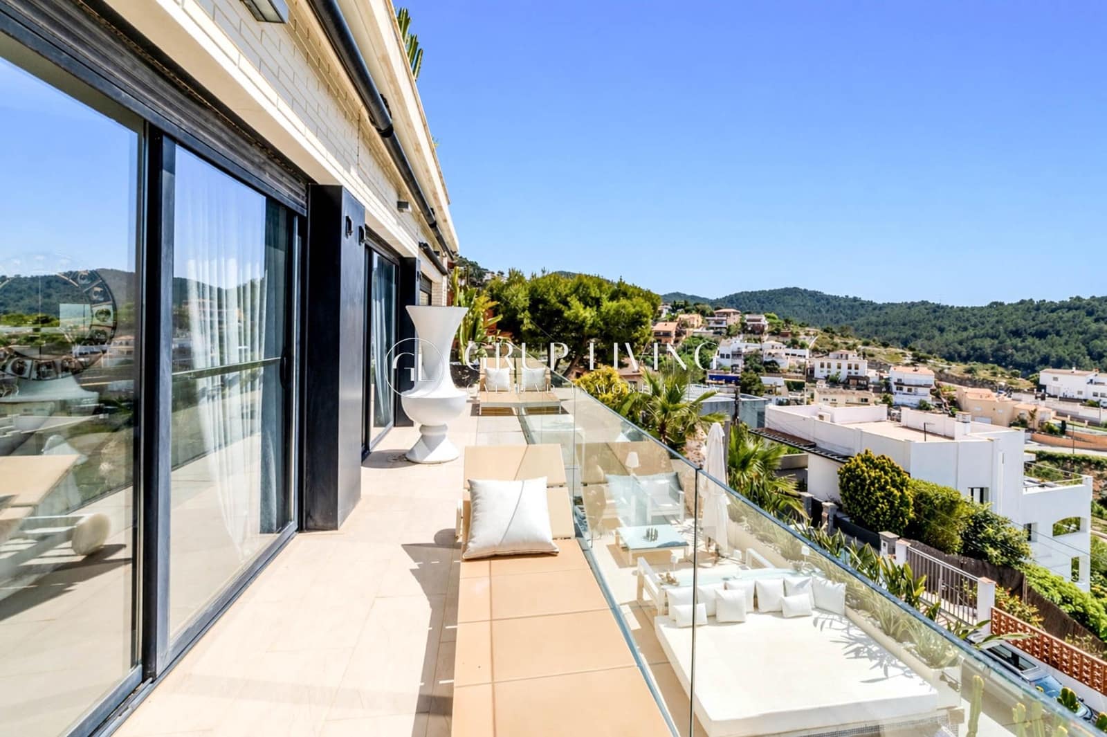 5 chambre Villa/Maison à vendre à Sitges avec piscine garage - 1 348 000 € (Ref: 9868689)