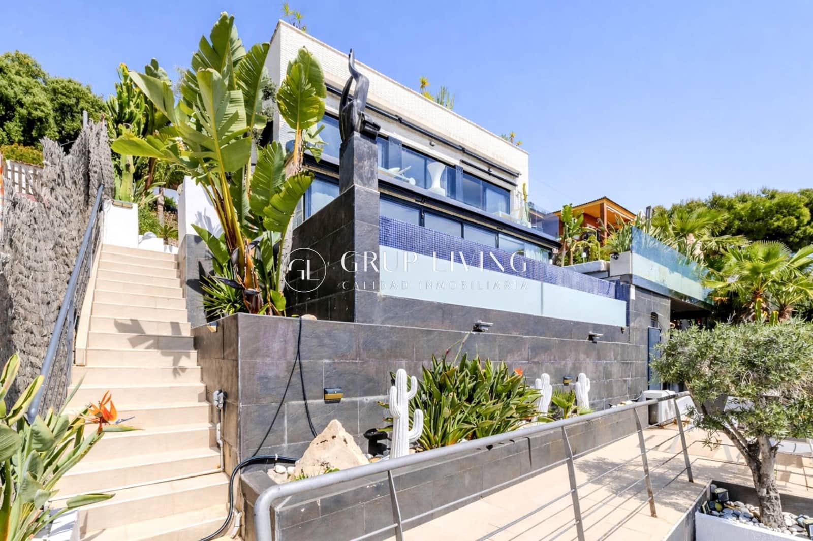 5 chambre Villa/Maison à vendre à Sitges avec piscine garage - 1 348 000 € (Ref: 9868689)