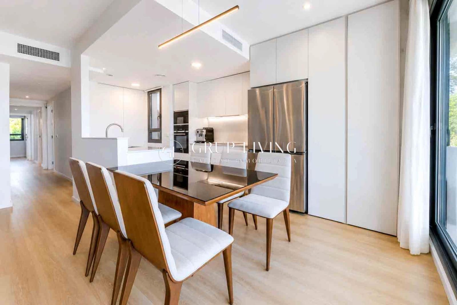 4 bedroom Flat for rent in Sitges with pool garage - € 3,505 (Ref: 9876527)