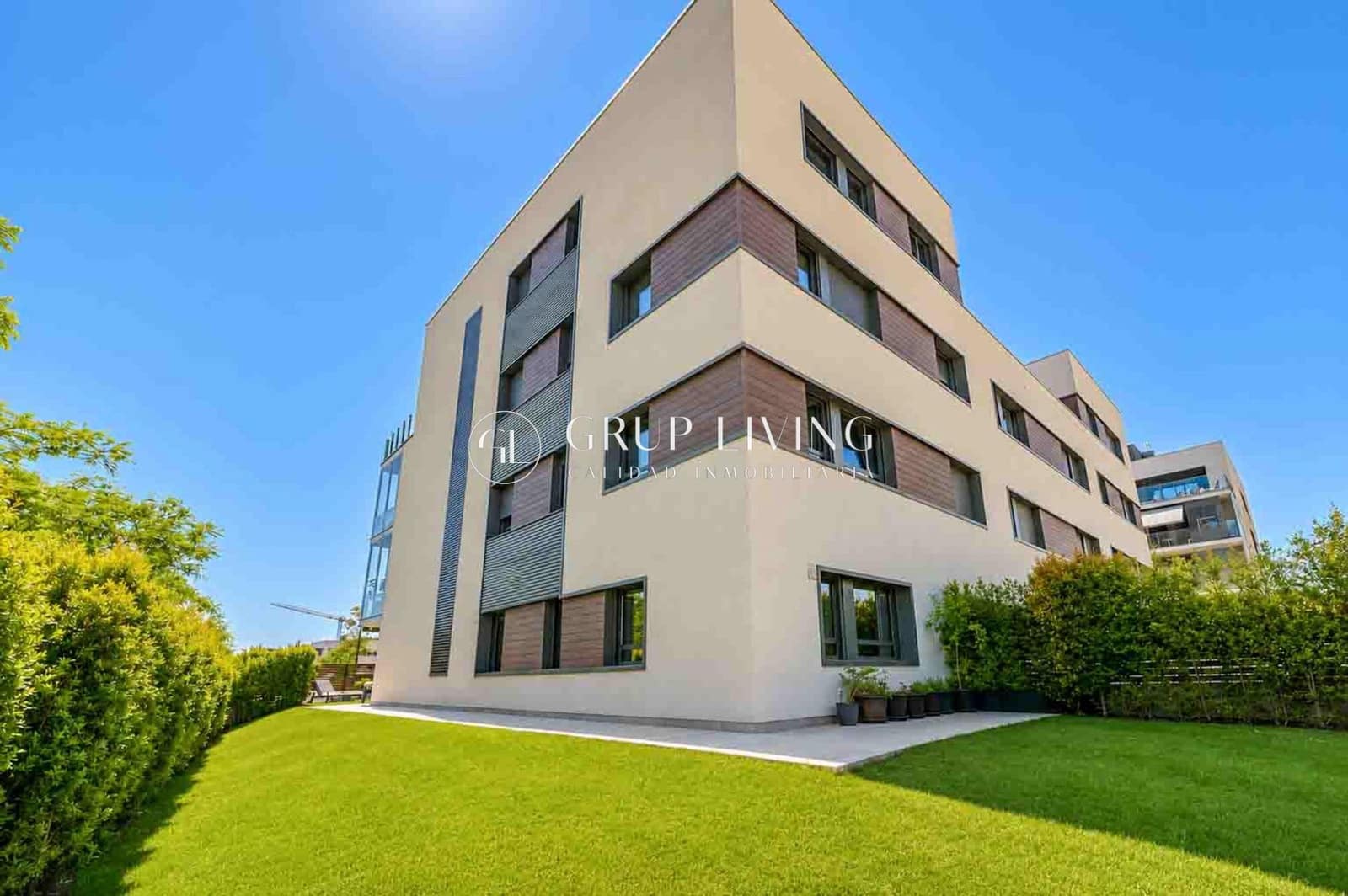 4 bedroom Flat for rent in Sitges with pool garage - € 3,505 (Ref: 9876527)