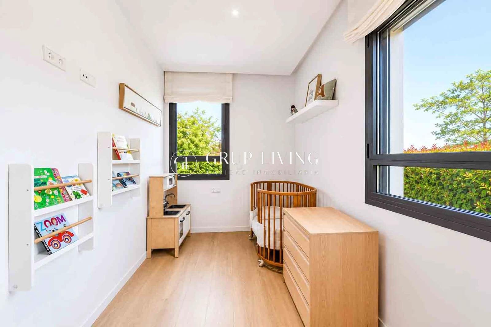 4 bedroom Flat for rent in Sitges with pool garage - € 3,505 (Ref: 9876527)