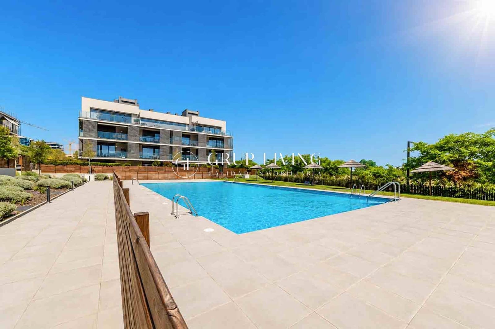 4 bedroom Flat for rent in Sitges with pool garage - € 3,505 (Ref: 9876527)