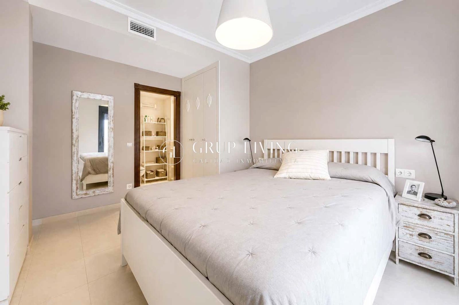 3 chambre Appartement à vendre à Cubelles avec piscine garage - 390 000 € (Ref: 9876528)