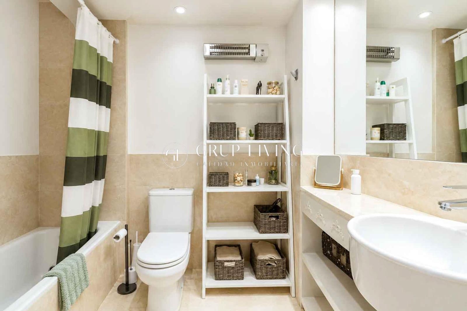 3 chambre Appartement à vendre à Cubelles avec piscine garage - 390 000 € (Ref: 9876528)